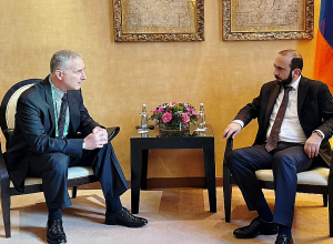 Мирзоян и Боно обсудили вопросы безопасности на Южном Кавказе