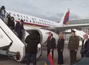 Նիկոլ Փաշինյանը կնոջ և աղջիկների հետ ժամանել է Գերմանիա