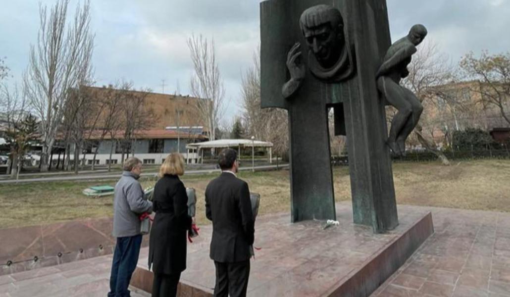 ggiue8ewaaae4dc_v1.thumb