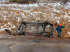 Ավտոմեքենան դուրս է եկել ճանապարհի երթևեկելի հատվածից և կողաշրջվել