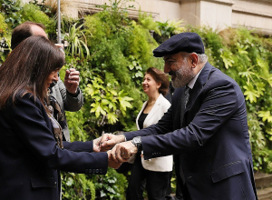 Տեղի է ունեցել ՀՀ վարչապետի եւ Փարիզի քաղաքապետ Անն Իդալգոյի հանդիպումը