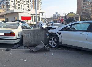 Ավտովթար Ռուբինյանց փողոցում․ կա տուժած