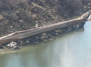 Սողանք Հրազդան գետի ափամերձ հատվածում (լուսանկարներ)