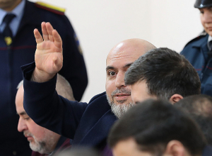 Արմեն Աշոտյանի կալանքը վերացնելու համար երաշխավորագրեր են ներկայացնելու ընդդիմադիր  պատգամավորները