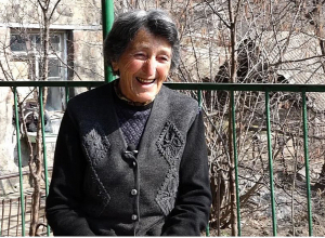 Ասում եմ, որ մի հետ էլ ինֆարկտ խփի, վեր ընգնեմ ճամփերքումը՝ շները կգան վրա կտան կուտեն,մարդ չի ըլի, որ գա օգնի