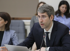 Գրիգոր Մինասյանը պատասխանել է պատգամավորների հարցերին