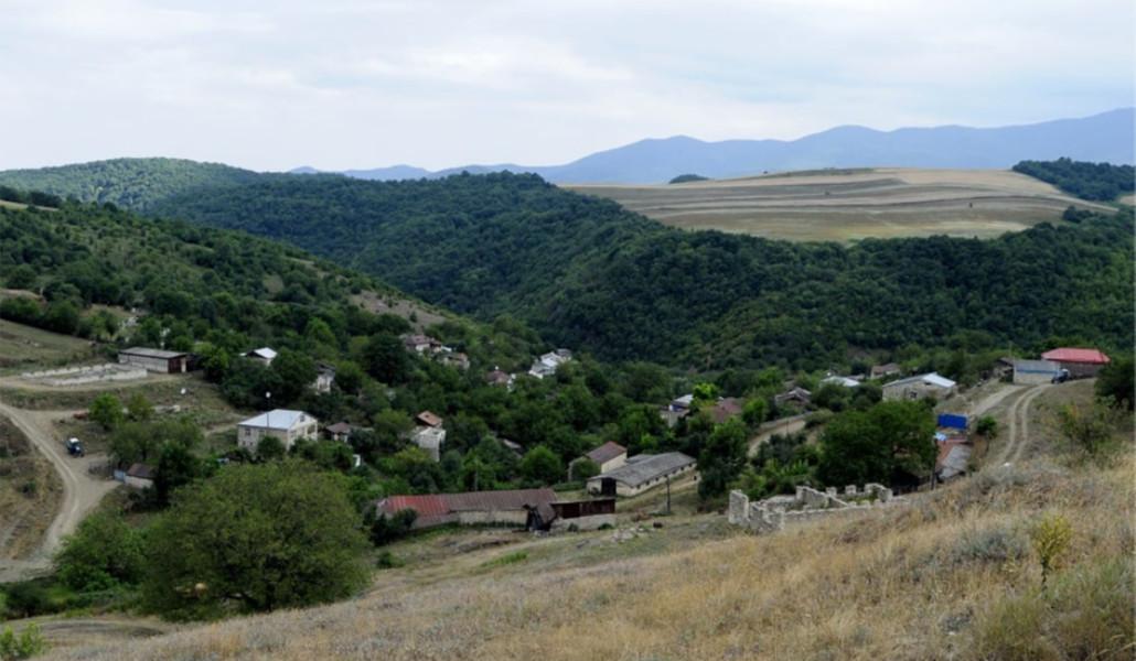 e30b8c60-823a-4e84-8110-1f26c747d2a0