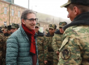 Члены Союза художников РА посетили воинскую часть N МО РА