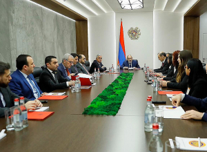 Никол Пашинян посетил офис Совета безопасности