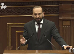 Мирзоян коснулся вчерашней встречи