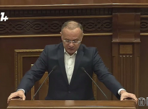 Объявите войну недостаткам, на которые мы указываем: Сейран Оганян