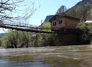 Ռազմիկի ու Անահիտի դրախտային սերը