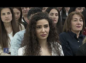 Վարչապետը Կոտայքի մարզի Զառ բնակավայրի միջնակարգ դպրոցում ներկա է գտնվել «Պապ թագավոր» ներկայացմանը