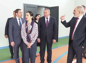 Ստեփանավանի թիվ 1 հիմնական դպրոցում վարչապետը ծանոթացել է խնդիրների վերացման աշխատանքներին