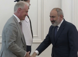 Премьер-министр принял генерального директора ЕК по вопросам расширения и политике соседства