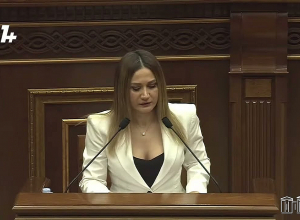 А почему вы не политзаключенный, господин Хачатрян? Джулакян