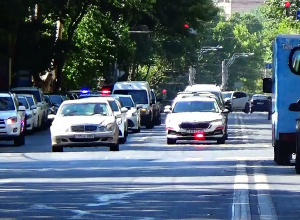 Հանրային հեռուստաընկերության մոտ «դրիֆտ» արած երիտասարդը ձերբակալվել է