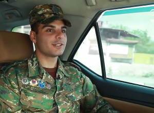 Անակնկալ զինվորին՝ օրինակելի ու կարգապահ ծառայության համար