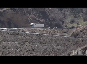 Կզբաղվեն գերծանրաբեռնված ավտոմեքենաներից վնասվող ճանապարհների հարցի լուծմամբ