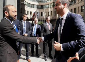 Մեկնարկել է ԵԱՀԿ գործող նախագահի և Արարատ Միրզոյանի առանձնազրույցը