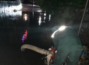 Փրկարարները պահեստային տարածքից հեռացրել են մոտ 30 տ անձրևաջուր