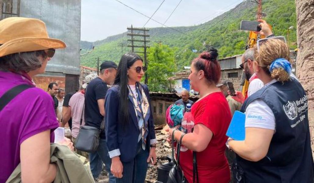 մմմմմմմմմմմմ