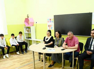 Ժաննա Անդրեասյանն այցելել է աղետի գոտի և հանդիպել Ալավերդու դպրոցականների հետ