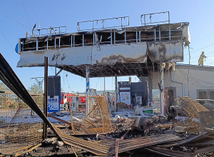 На месте взрыва прекращена утечка газа из всех резервуаров: Свежие данные Службы спасения