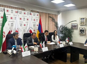 Гуманитарная помощь из Ирана направлена в Алаверди