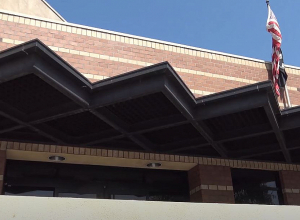 Ադամ Շիֆի ներկայացրած օրինագիծը ընդունվել է , որով առաջարկվում է Գլենդելի փոստային գրասենյակը անվանել Փոլ Իգնատոսյանի անվամբ