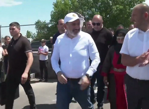 В поселке Корнидзор общины Тех построены парк и детская площадка