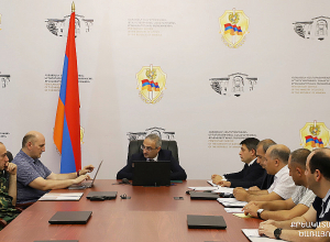 ՔԿԾ պետի գլխավորությամբ տեղի է ունեցել ազատազրկված անձանց հատկացվող սննդի գործընթացի բարելավմանն ուղղված նիստ