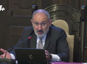 Дети пусть занимаются плаваньем, мы внесём за них ежемесячную плату, но у нас есть горький опыт