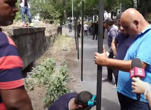 Բնակիչները դեմ են կառուցվող նոր շենքին․ լարված իրավիճակ Ազատության պողոտայում․ ՈՒՂԻՂ