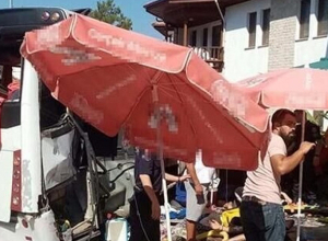 Թուրքիայում տեղի ունեցած վթարի հետևանքով վիրավորվել է 32 ուղևոր, մահացել՝ 1 երեխա