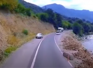 Էշ ջան սատկիլ մի,յոնջեն դուս տի գա. վարորդները՝ ճանապարհների մասին