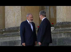 Премьер-министр участвует в 4-м саммите Европейского политического сообщества во дворце Бленхейм