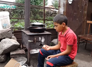 «Փաշինյանը մեզ չի նայում,չգիտի էլ էս գյուղի մասին». Գետավանի բնակիչ