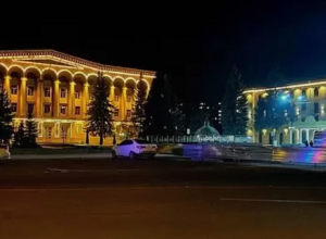 Վանաձորում «BMW»-ի 24-ամյա վարորդը հարսանիքի ժամանակ «Հայքի» հրապարակում կրակոցներ է արձակել