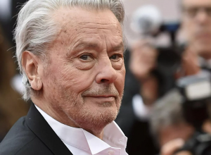 Մահացել է ֆրանսիացի հանրահայտ դերասան Ալեն Դելոնը