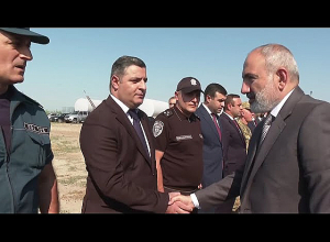 Пашинян находится в посёлке Далар Араратской области