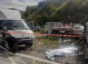 Դիլիջան-Իջևան ճանապարհին «Mercedes Vito»-ի ու «Ford Transit»-ի բախման հետևանքով կա 1 զոհ, 8 վիրավոր
