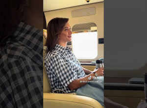 Пашинян вместе с женой улетел в Сюник на вертолете