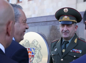 Տեղի է ունեցել Կիպրոսի պաշտպանության նախարար Վասիլիս Պալմասի դիմավորման հանդիսավոր արարողությունը