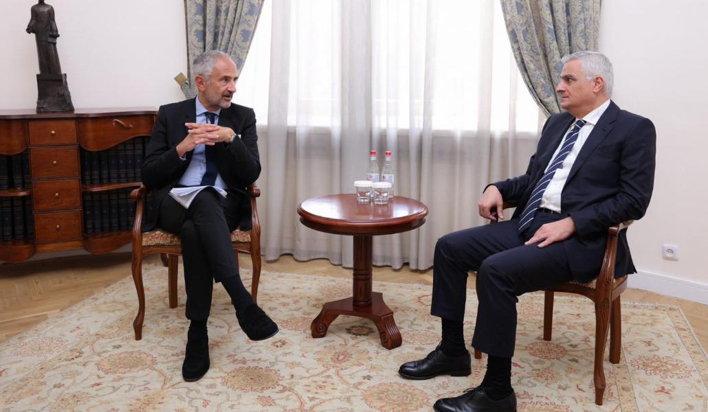 461358344_932330755597019_4843550898812045801_n