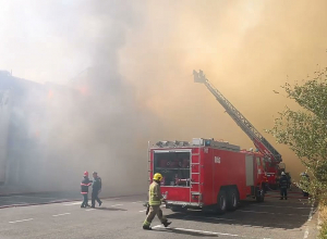 Подробности спасательной службы о пожаре, произошедшем в магазине "Домус" на проспекте Исакова