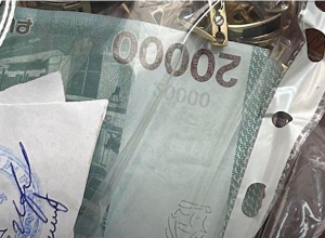 Փորձել էր կաշառք տալ պարեկներին