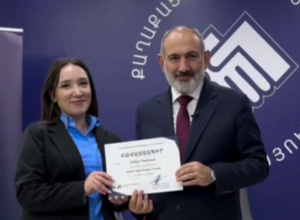 Выступление и вручение сертификатов в Школе Демократии ГД: Пашинян