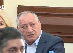 Какова ситуация на обрушившемся Цицернакабердском шоссе? Докладывает Ареян