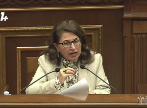 Это демократия? Мы снова проводим голосование: Кюрегян